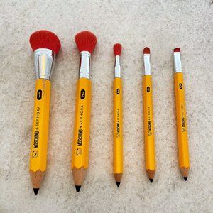 Moschino pencil brush set